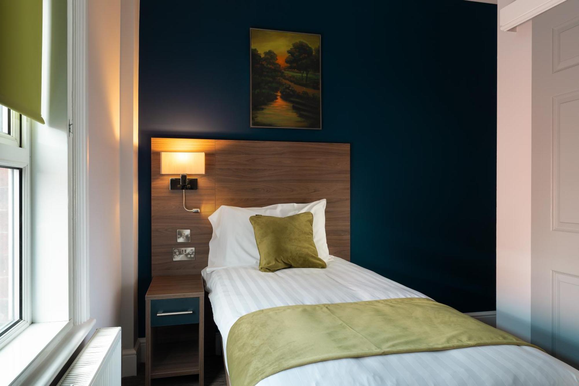 St Andrews Hotel Ексетър Стая снимка